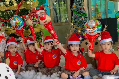 Hình ảnh Noel của các bé